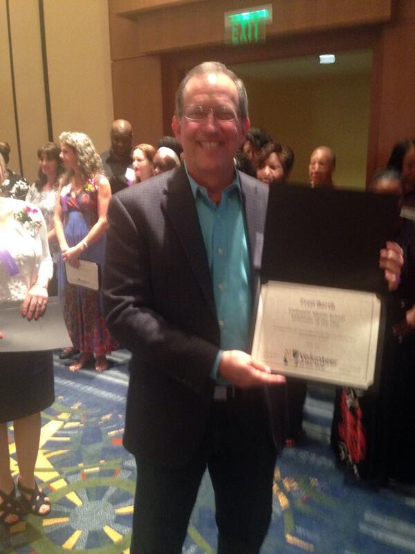 CrabappleMiddle's tweet photo. Congrats to Fred Barth! CMS volunteer of the year! We appreciate our volunteers! #TakeaStand http://t.co/iYt0BJe5Tx