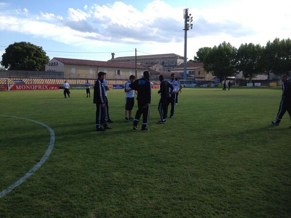 [Journée 32] Uzes - Red Star FC BnNWLHTIMAAI5R5