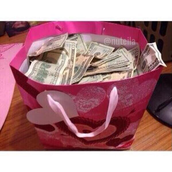 HighBut's tweet image. Retweet and guess the correct amount and it's yours!