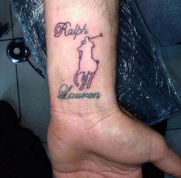 TopNotchChirps's tweet image. 1) Never tattoo a girls name on you 
2) Listen carefully to step 1