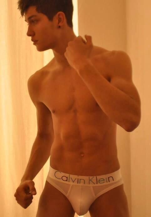 Male_Beauty's tweet photo. http://t.co/ILhBu6T8oY