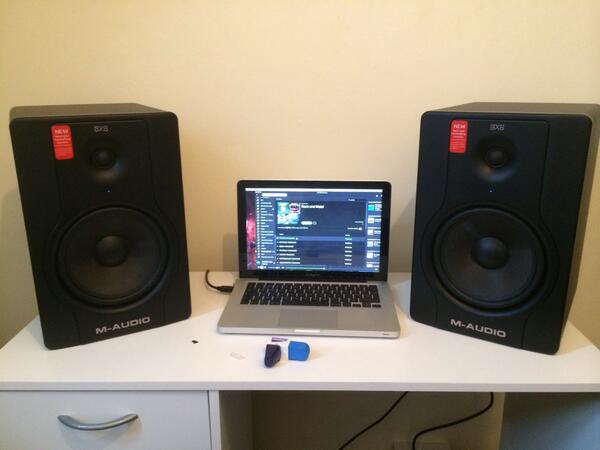 Another long friday without enough sleep!!! Hard work is paying off though! Checkout these babies! <a href="/MAUDIO_JP/">M-AUDIO Japan</a>