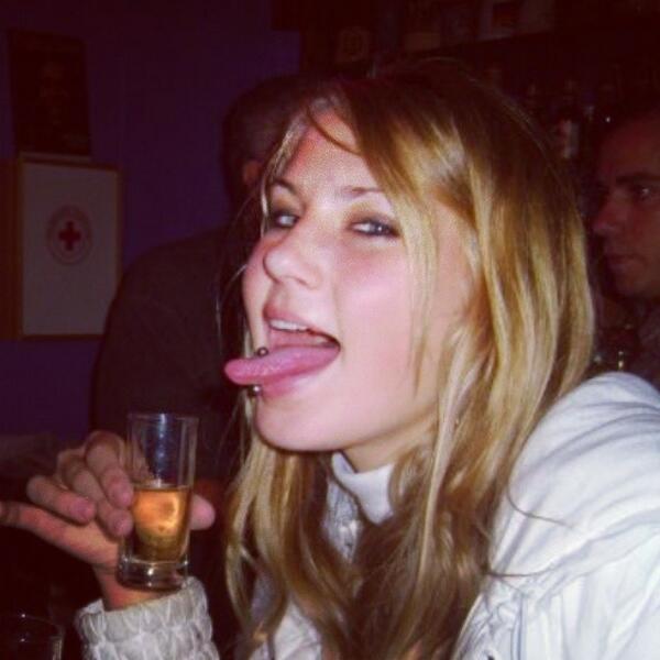 ButFirst_Selfie's tweet image. Keep the #Selfies coming! Don't forget to take a #selfie :) - See #fun #selies @ butfirstletmetakeaselfie.com