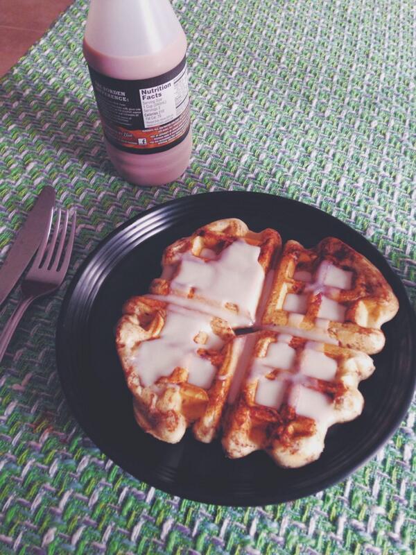 joyy108's tweet image. #cinnabonwaffles 😋
