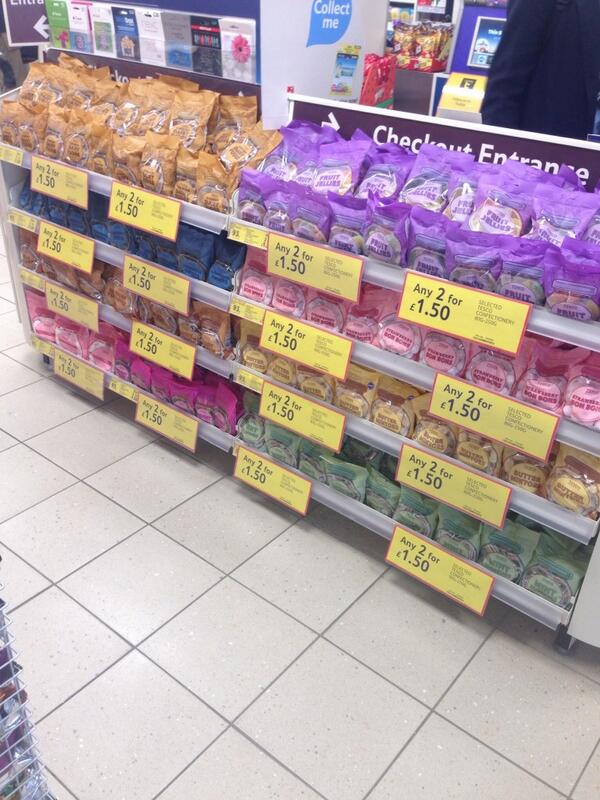 Express6804's tweet image. Great offer. Tesco sweets, great if your traveling on your holiday #travelsweets