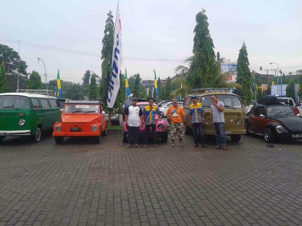 Team VW Balikpapan dan Samarinda mengikuti acara yg di Gelar Dirlantas Polda Kaltim di GOR Segiri