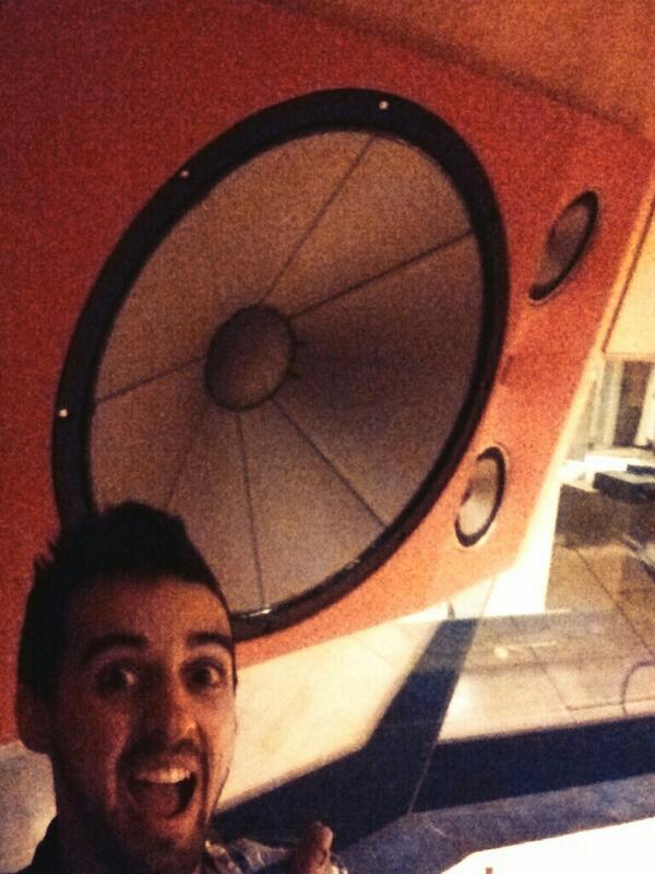 tmi_magnusbane's tweet image. “@tristanmarmont: How big's your diaphragm? #TechBoner #TristanSelfies #PhotoThree http://t.co/mPZPSgt8PP”