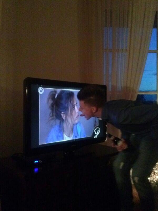 vscosander's tweet photo. Wat ben je lekker #yolanthe http://t.co/4FdHERorg3