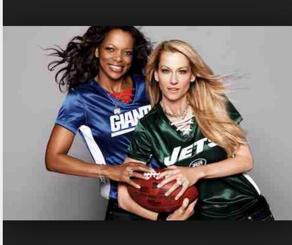GirICIothes's tweet photo. Football season can't come any sooner. http://t.co/33aFGuVxnZ