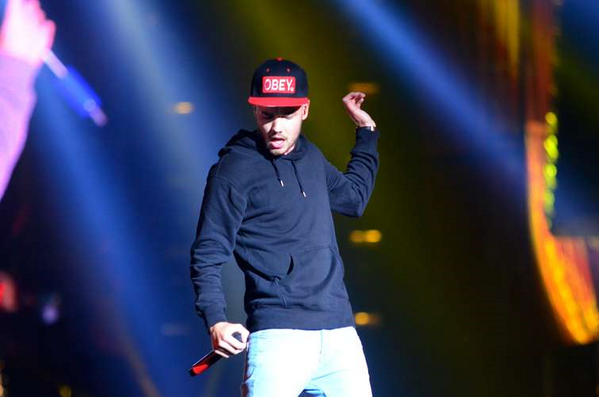 Alexa_hlnlz's tweet image. Liam  en el escenario del concierto del .#WWATBRASIL ayer 8/5/2014  . en Rio de Janeiro, Brasil.💘