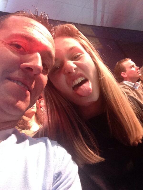 tb_sports's tweet photo. Die opnames zijn ook nog fun #tvvv http://t.co/5xlAqffNlO
