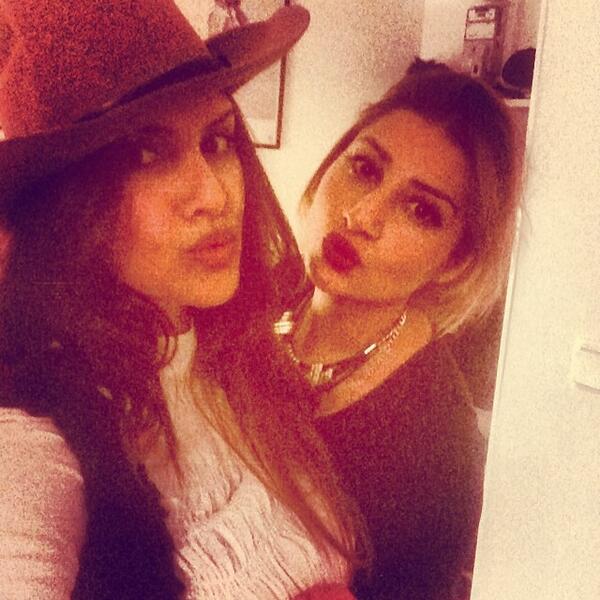 ButFirst_Selfie's tweet image. Keep the #Selfies coming! Don't forget to take a #selfie :) - See #fun #selies @ butfirstletmetakeaselfie.com