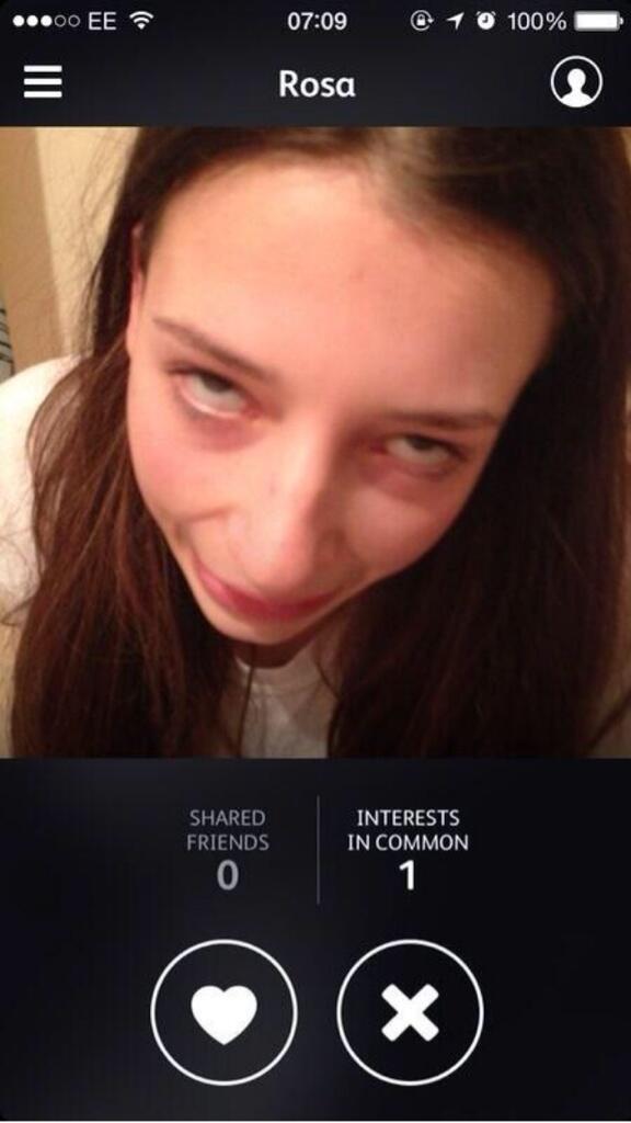 FinestNot's tweet image. Her face when you stick it in her for the first time