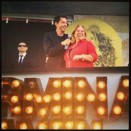 ClubFansCarmina's tweet photo. Con @pacoleonbarrios #pacoontour http://t.co/NtYnTO16kS