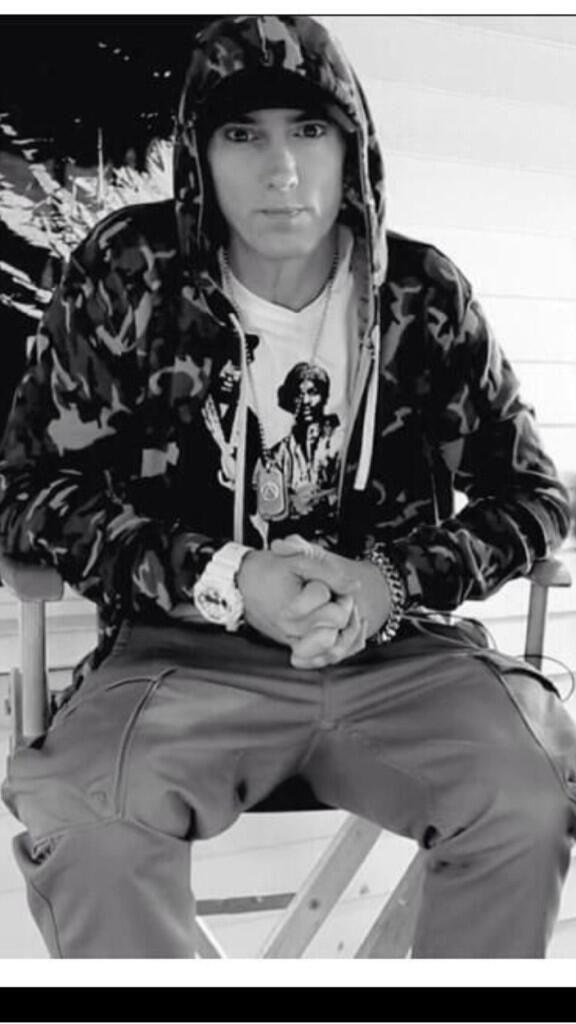 BadLuckEminem's tweet photo. I genuinely don't understand how Eminem can be turning 42 this year.. http://t.co/2wk30rsMT9