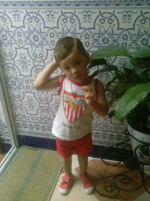 Laxeemorena's tweet photo. Sevillista wapoo http://t.co/4rUoJv6LjW