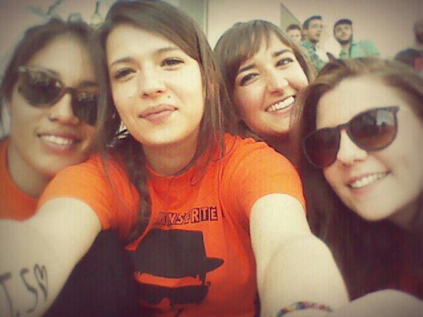 existforareason's tweet photo. Trabajadoras sociales <3 @NMICHELLEQ @ohlolala http://t.co/DTbOoSE2xM
