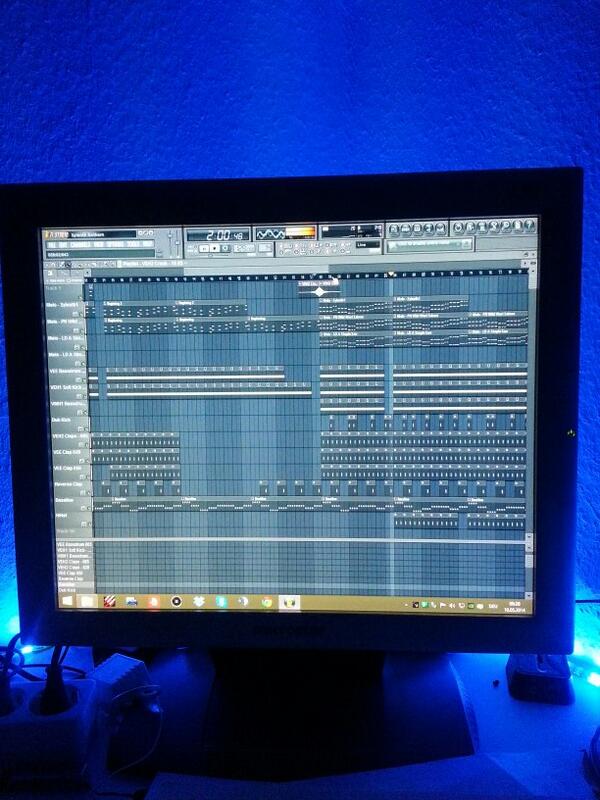 DJPBeat's tweet image. New song is comming 
#Producingtime