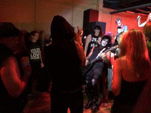 aphotic crypt © tweet media