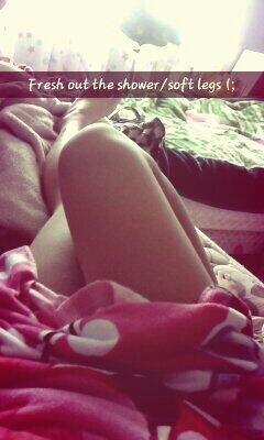 FuqkenSuu's tweet photo. Fresh out the shower (;
#soft legs
#shaved http://t.co/gRO3D0t1GT