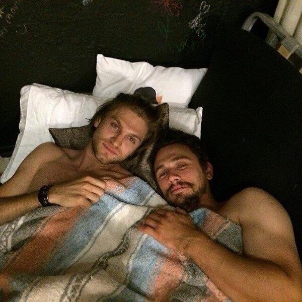 tcodid's tweet photo. @JamesFrancoTV  I want to be your blanket! #cuddle #JamesFranco http://t.co/byROQ8bA1b