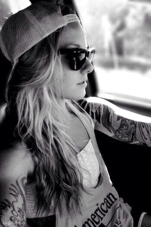 InkedUpNicely's tweet photo. Love her sleeves #tattoos #girlwithtattoos #ink #sickbodyart http://t.co/mSsW04VD0Q