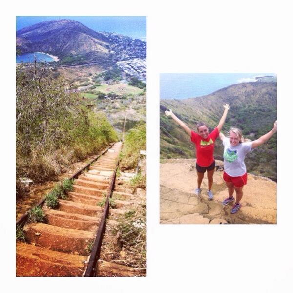 LIBERBELLI's tweet photo. Kokohead is the ultimate StairMaster 🗻😅💦#ionlylikehikesaftertheyareover #kellyistryinakillme http://t.co/DOFHvjJapj