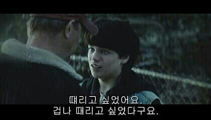 Vixx_hellov's tweet photo. 파리가 자꾸 날 놀리는 거 같아 http://t.co/w80O5fdmAa