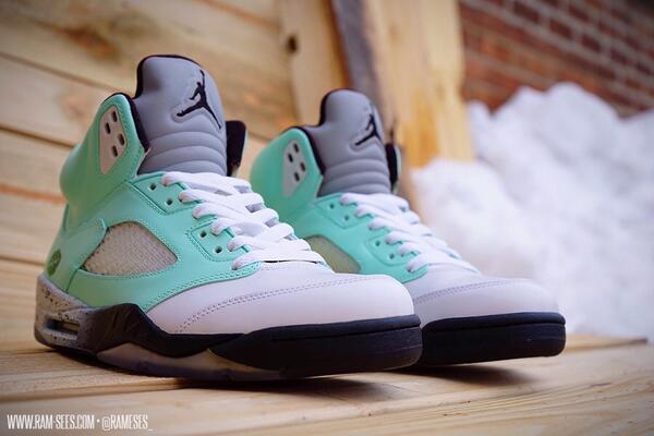 UserKicks's tweet image. Custom mint 5s