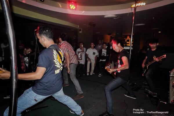 RT <a href="/FOIofficial/">FULL OF INSANE</a>: Terimakasih atas semangat nya ..