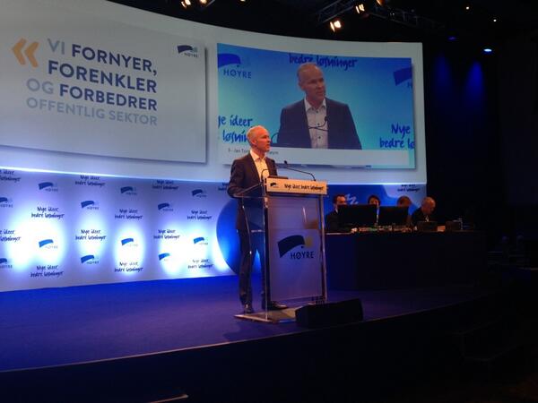 JBrodtkorb's tweet image. #hml14 Jan Tore åpnet landsmøte til STOR applaus!veldig fortjent