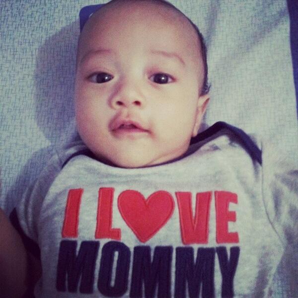abednegoerick's tweet photo. I love mommy http://t.co/C1YBPGF9a3