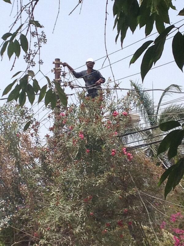 danishmandd's tweet image. The reason why there is no light in PECHS area since morning. #KESC at work. removing trees b4 monsoon rains.