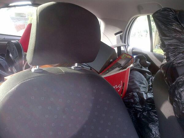 The_Rednaz's tweet photo. Moving to Cape Town #LikeABoss http://t.co/qdeDBAlz3L