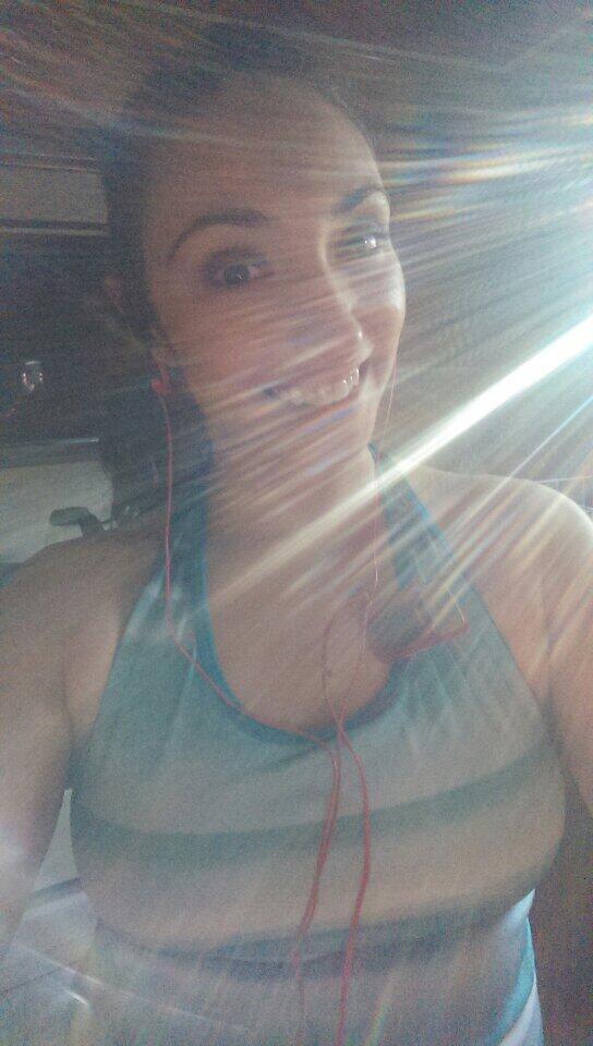 pitabreadlupita's tweet image. #selfie before my run yesterday.  It was nice disconnecting from the world for that hour.  #noconnectivity #mp3player
