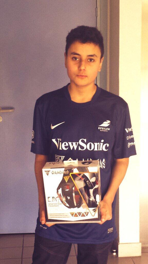 Epsilon_eSports's tweet image. #GIVEAWAY : RT and follow @Epsilon_eSports to win a @GAMDIAS EROS !