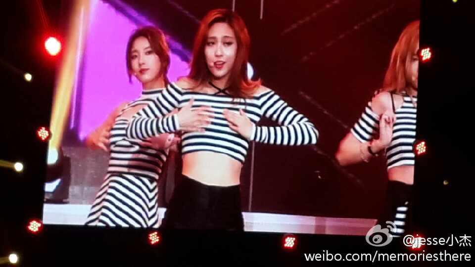 BnR9e5sCAAE14O4.jpg:large