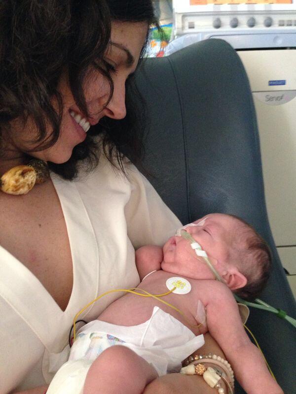 bmtexidor's tweet photo. @bpelayom @bpinedotex habéis visto la cara de felicidad de una madre que ve que su hijo sale adelante? Enhorabuena!!! http://t.co/kSMTuRyB5Q