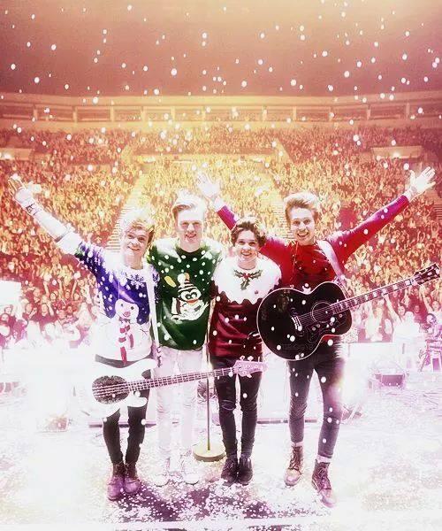 vampsnight's tweet photo. #BringTheVampsToPH http://t.co/F9du4glVOE