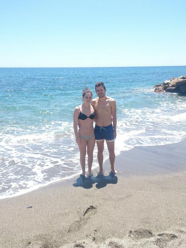 MPablo_lv's tweet photo. @Gaadi_16 con mi niña en la playita http://t.co/BKMMvHYg37