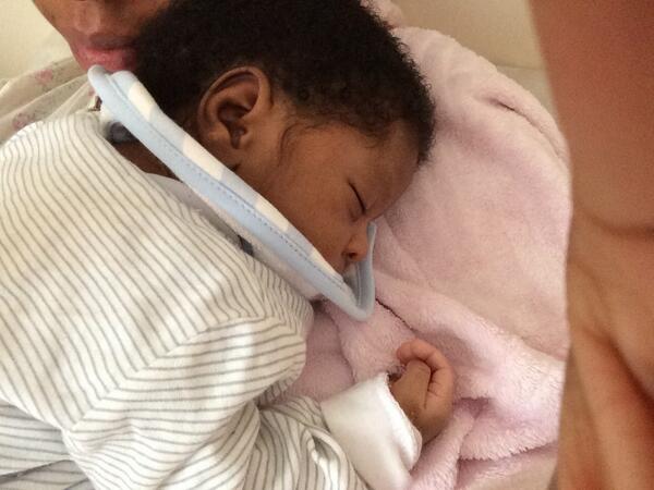 MotunBanks's tweet photo. That One Person In My Life That Keeps Me Going N Puts Lots Of Smile In My Face #Myworld #Khalid #Nathan 😘😍🙇🙏👌💫 http://t.co/zylK6WVAyd