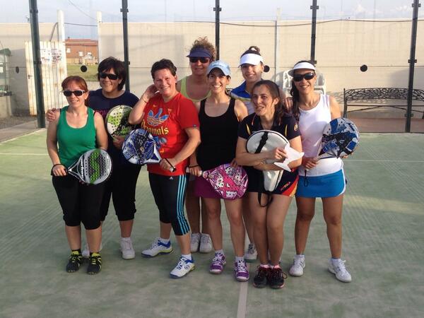 PadelYepes's tweet photo. Buena tarde de padel con las chicas en @PadelYepes http://t.co/5ihGtFQTft