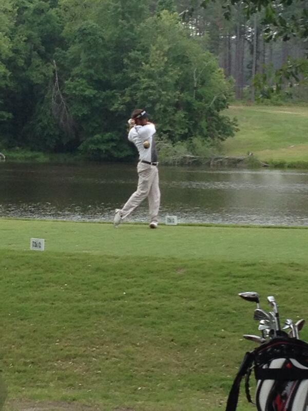MyGogi's tweet photo. @Ken_Looper posing after bombing his tee ball right down the pipe. #NGATour http://t.co/X5B1aFDsXB