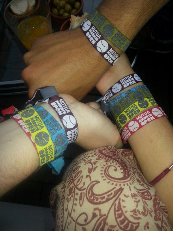 crisortiz27's tweet photo. “@Adrianita_sc: Y seguimos @crisortiz27 #bu ! #ZonaVip http://t.co/dlF4VmA5zu”
