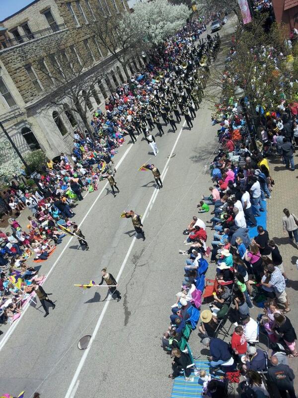 HollandSentinel's tweet photo. Hamilton HS band keeps the #muziekparade moving. #tuliptime #tuliptime2014 http://t.co/5sMfgu68qo