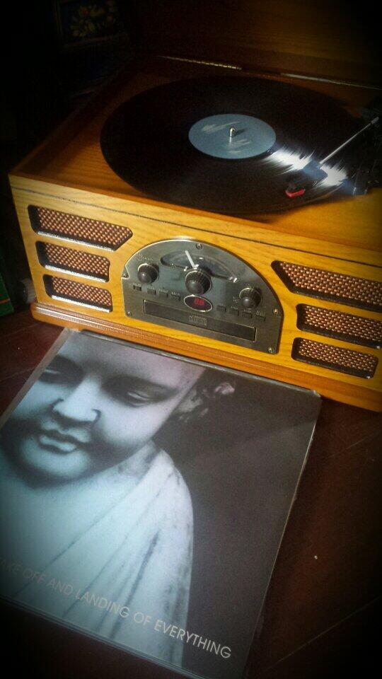 new vinyl player and <a href="/Elbow/">elbow</a> helping me get through revision. Thanks <a href="/Ollie_P_Smith/">Ollie Smith</a> for such a fab gift x