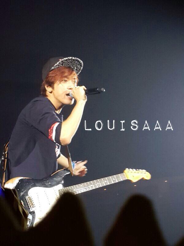 Hwacheeeks's tweet photo. #CantStopinSG http://t.co/jzKzcMnhYv