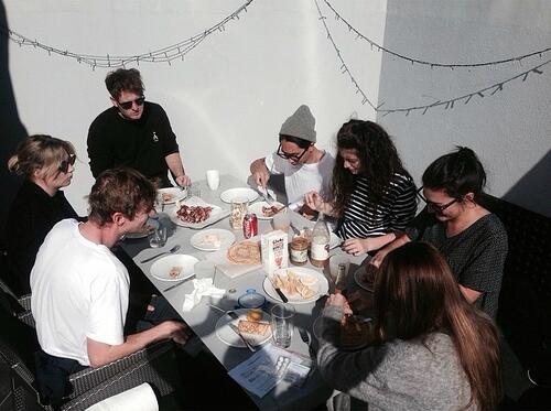 hechosdelorde's tweet photo. Ben L, Demi, Ben B, James, Ella, Maddy, Sarah and Katherine (reciently || recientemente) #HL http://t.co/4xNNiGeoXP