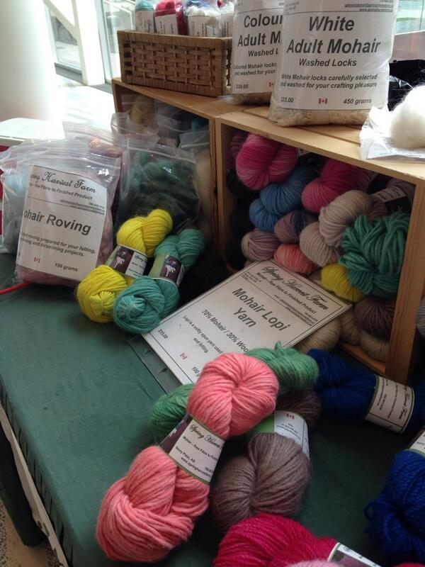 SpringHarvestGT's tweet image. Lots of mohair locks, roving and yarns for Mother's Day gifts. @ABYarnProject @ABCraftAlert  @CityMarket104