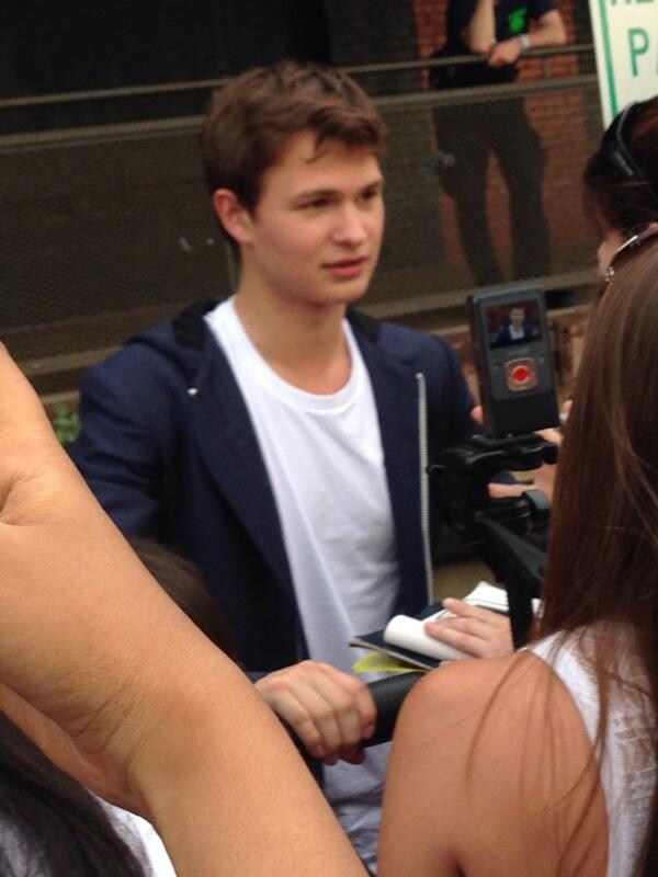 aguilera_stacy's tweet photo. Got to see the cast of TFIOS #TFIOSTX #tfiostour #fangirling http://t.co/SICyJTBRDg